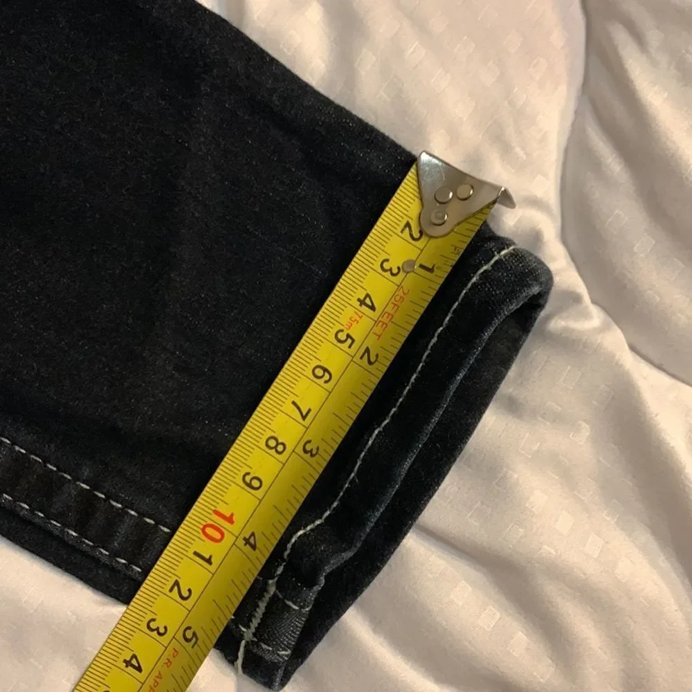 True Religion Super Skinny Size 27 Black